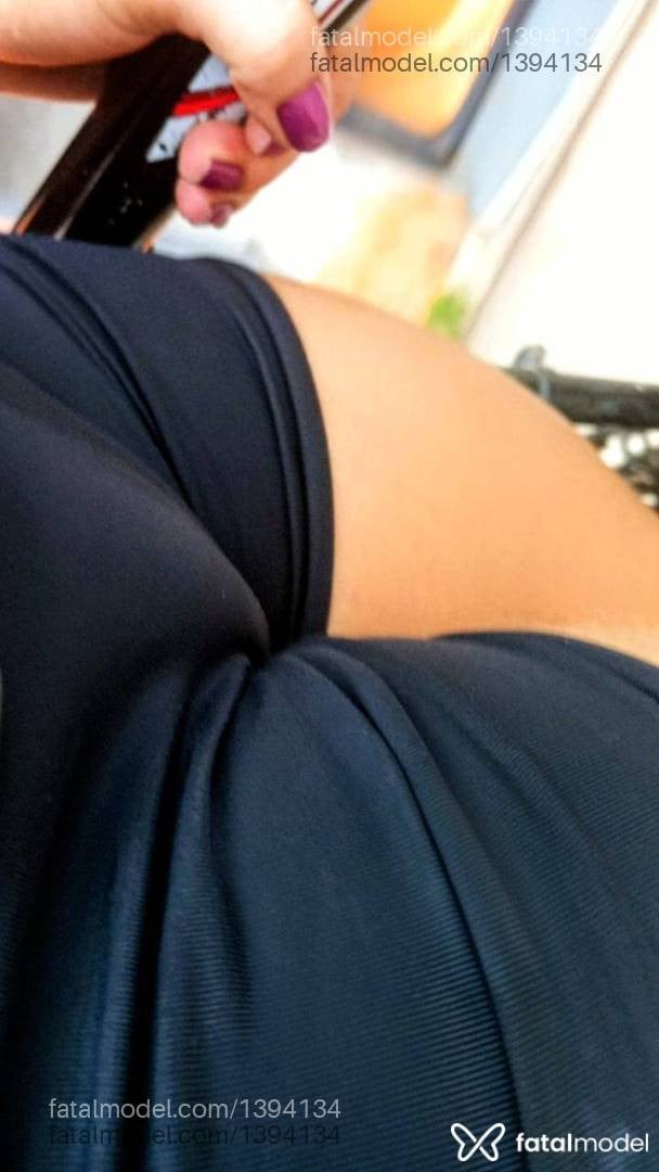 Acompanhante mulher loira (o) de olhos castanhos - Marília dias