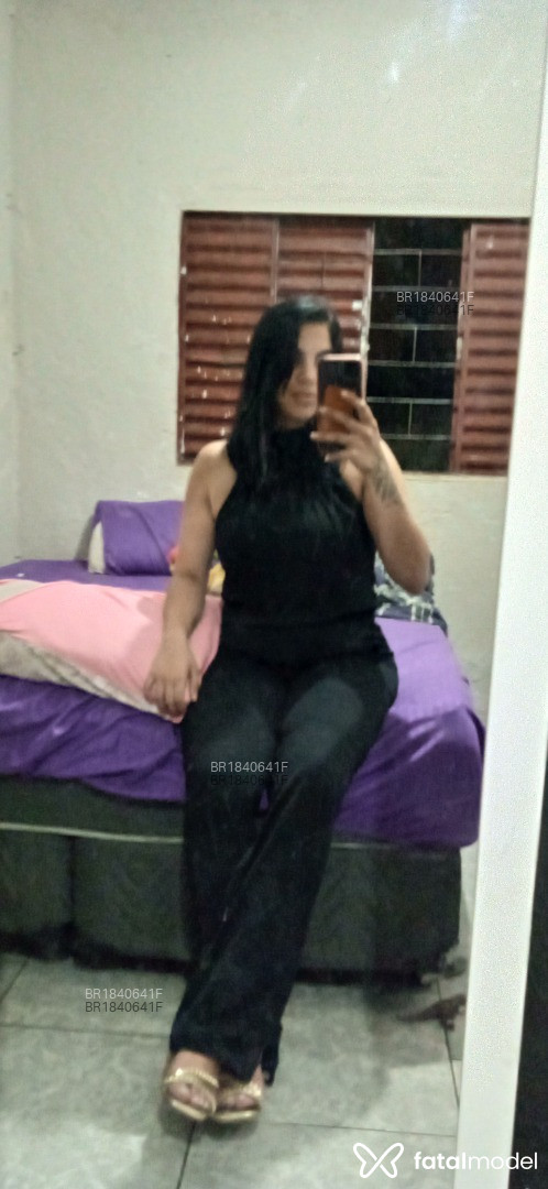 Acompanhante mulher morena (o) de olhos castanhos em Virtual - Gazih