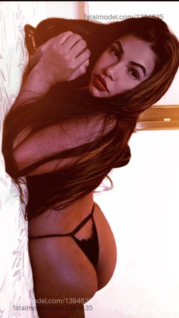 Acompanhante mulher morena (o) de olhos castanhos - Ayla Souza