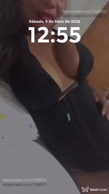 Acompanhante mulher loira (o) de olhos castanhos em Sousa - Débora