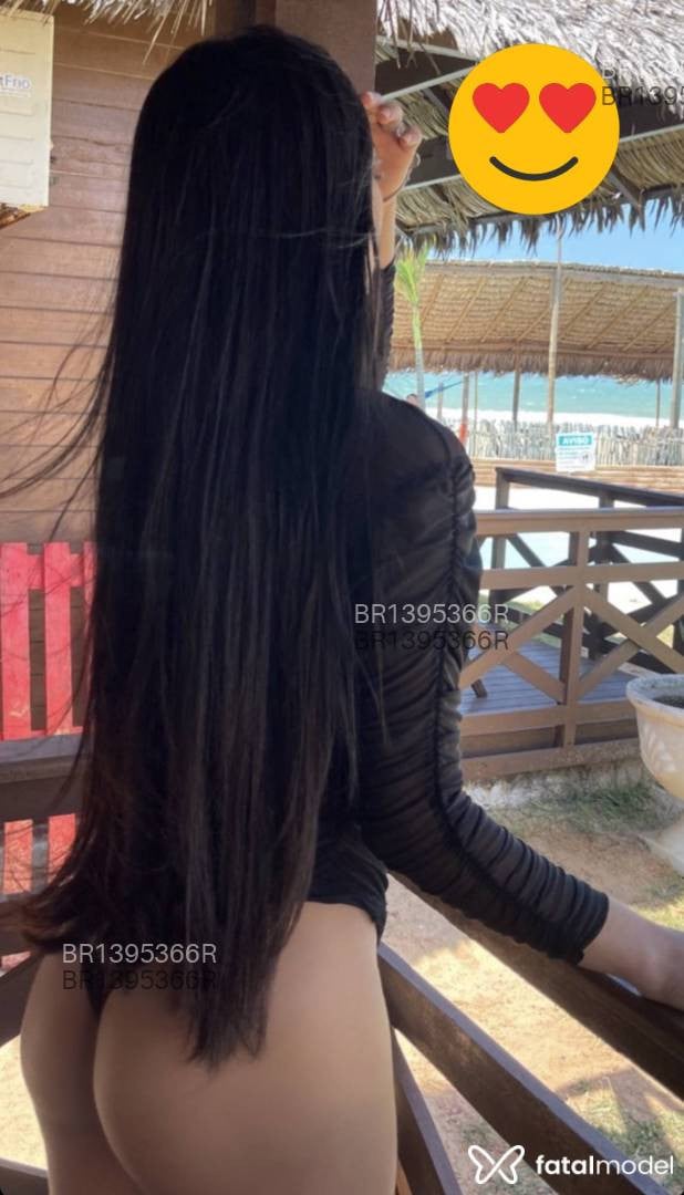 Acompanhante mulher com cabelo castanho de olhos pretos em Paraty Acompanhante mulher com cabelo castanho de olhos pretos em Paraty - Sabrina Bueno