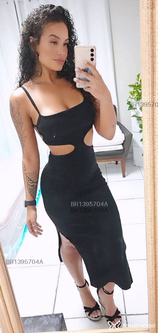 Acompanhante mulher com cabelo castanho de olhos castanhos em Blumenau - Vanessa