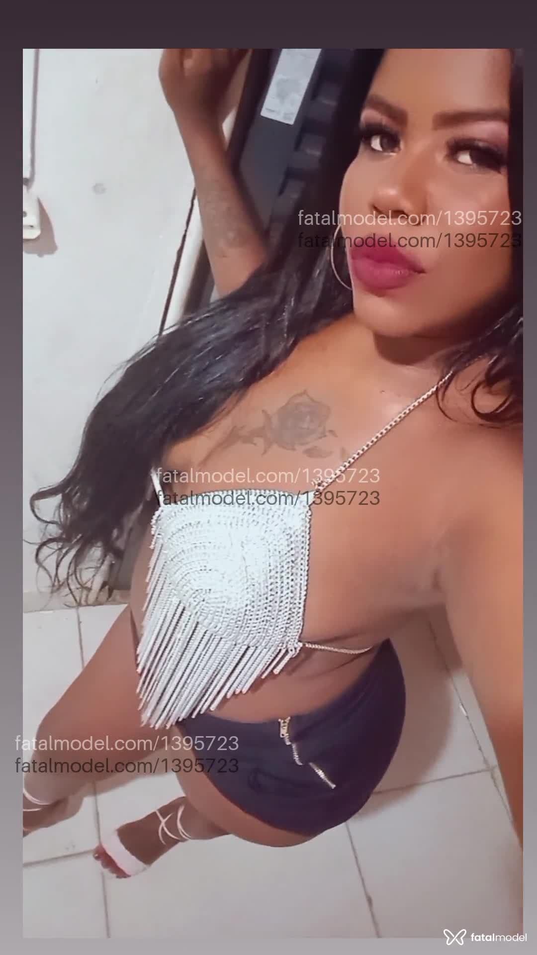 Acompanhante mulher morena (o) de olhos castanhos em Jaciara Acompanhante mulher morena (o) de olhos castanhos em Jaciara - Larissa