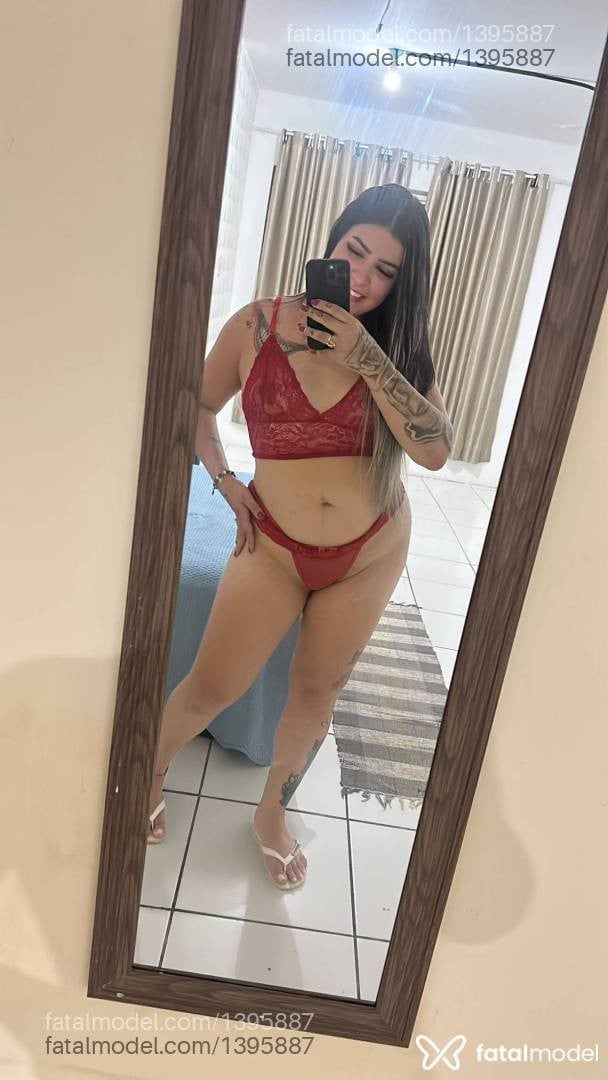 Acompanhante mulher com cabelo castanho de olhos castanhos em Botucatu Acompanhante mulher com cabelo castanho de olhos castanhos em Botucatu - Amanda Cristina