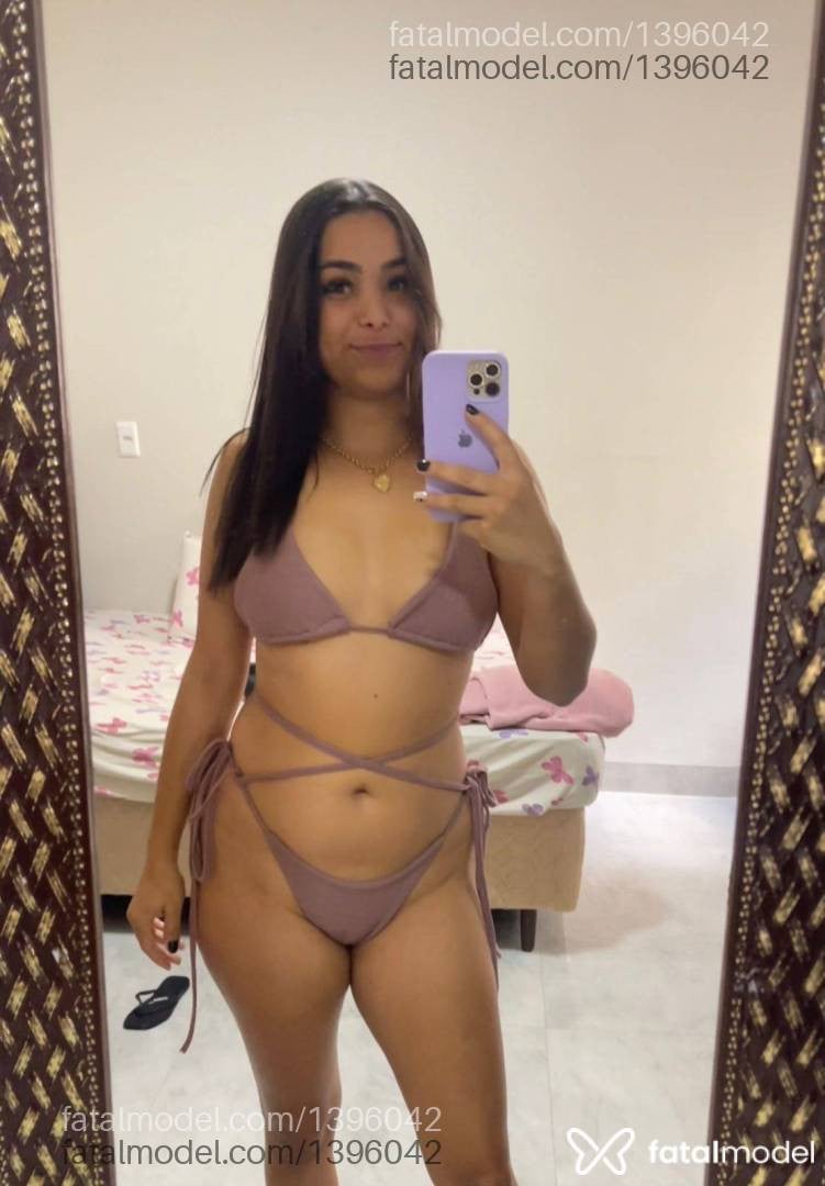 Acompanhante mulher com cabelo castanho de olhos castanhos em Livramento de Nossa Senhora - Luna