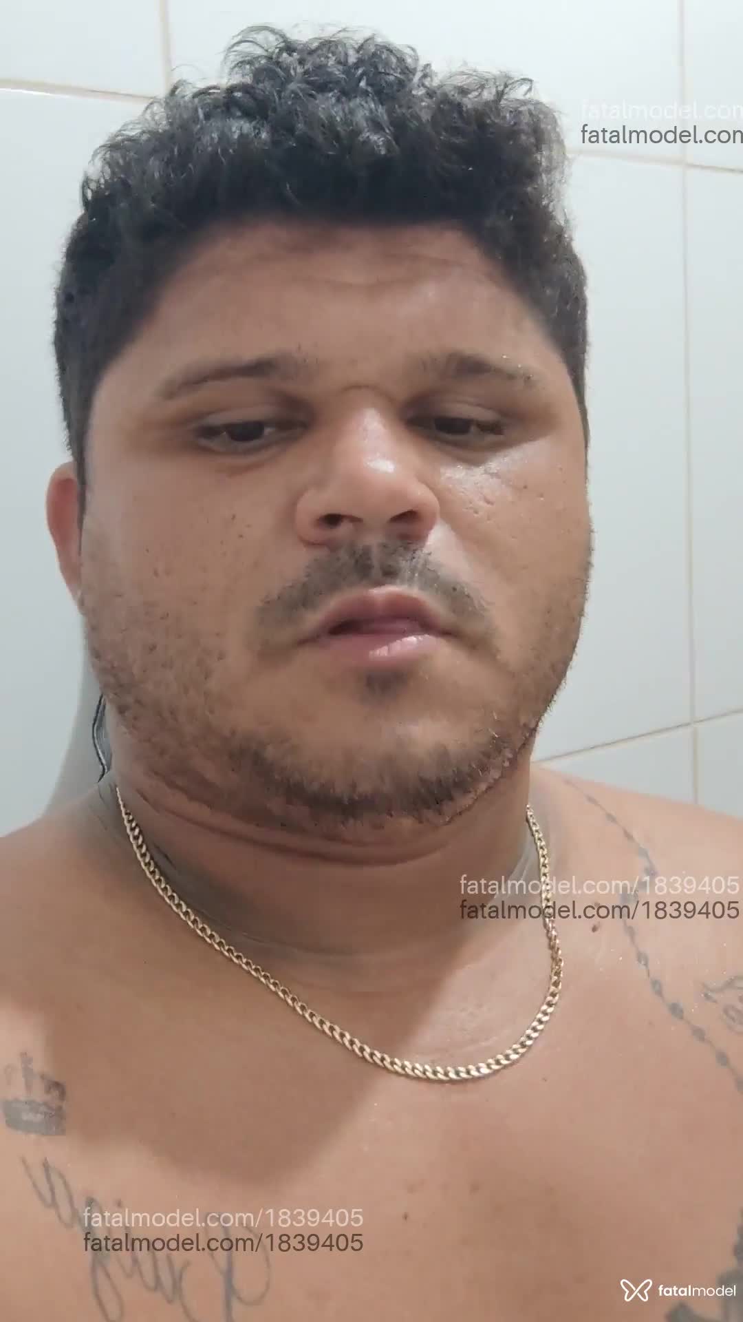 Acompanhante homem morena (o) de olhos pretos em Porto Belo Acompanhante homem morena (o) de olhos pretos em Porto Belo - Bbzinho