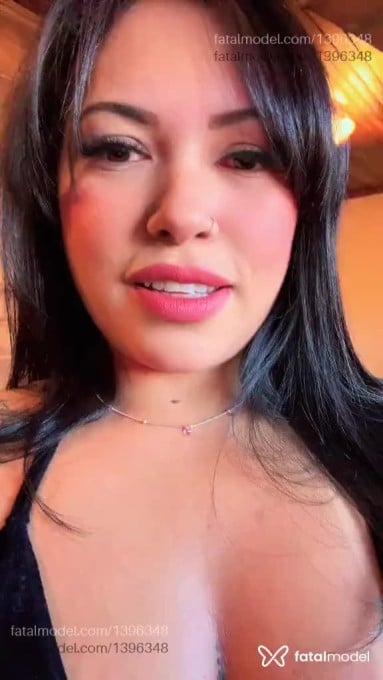 Acompanhante mulher morena (o) de olhos castanhos em Curitiba Acompanhante mulher morena (o) de olhos castanhos em Curitiba - Paola novais