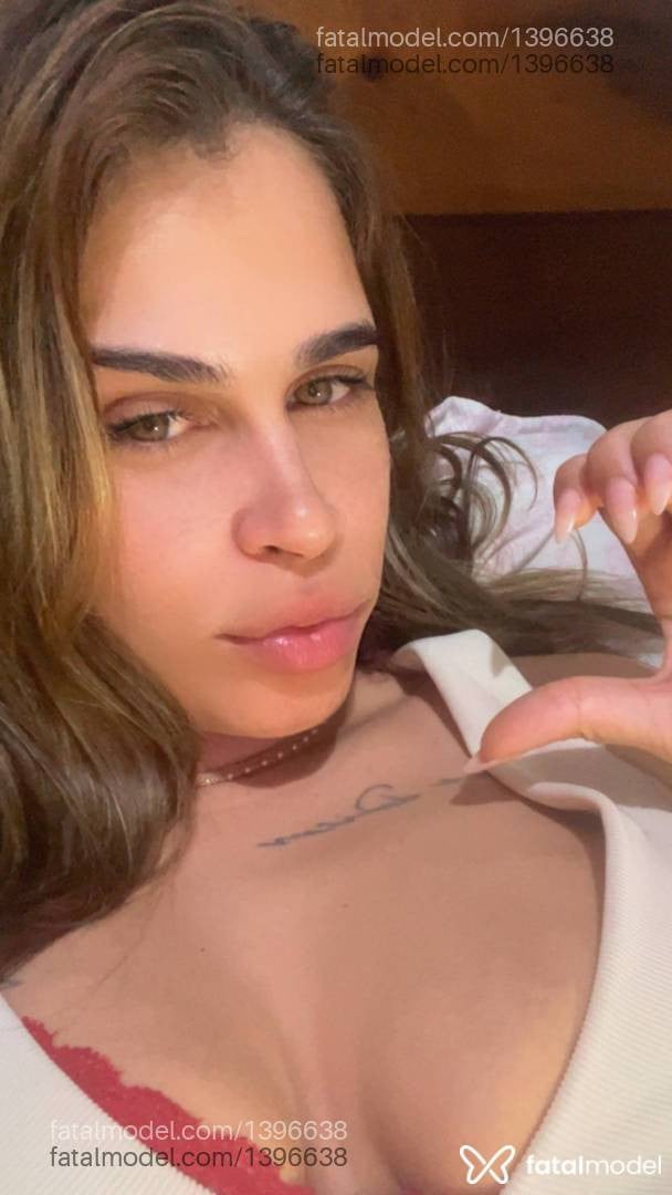 Acompanhante mulher loira (o) de olhos verdes - Isis Gurgel