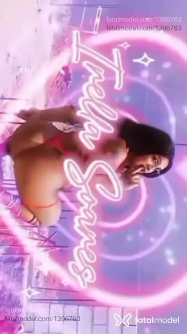 Acompanhante mulher trans morena (o) de olhos castanhos em Pouso Alegre - Yrella soares
