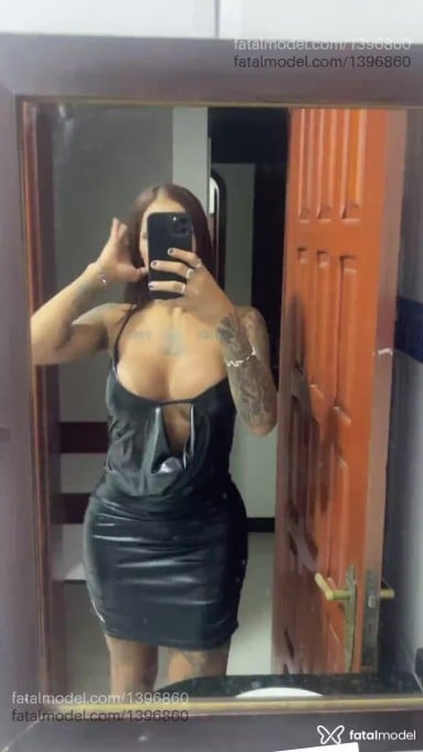 Acompanhante travesti morena (o) de olhos castanhos em Caraguatatuba - Vitoriaayala