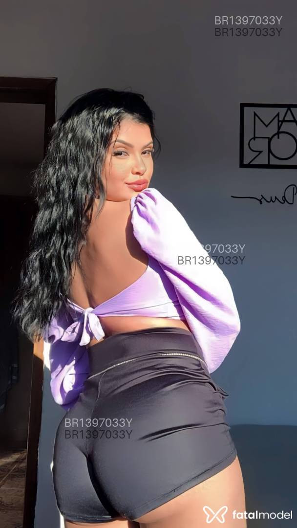 Acompanhante mulher morena (o) de olhos mel em Rondonópolis Acompanhante mulher morena (o) de olhos mel em Rondonópolis - Jade lacerda