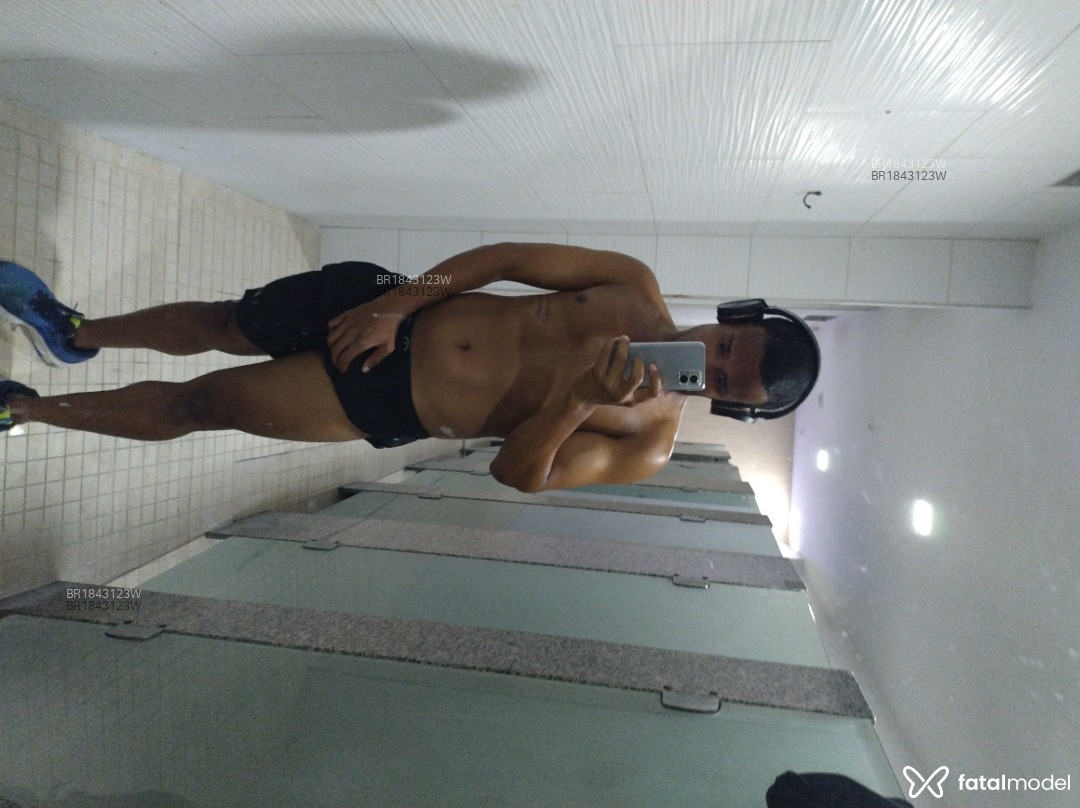 Acompanhante homem morena (o) de olhos castanhos - Bruninho Acompanhante homem morena (o) de olhos castanhos - Bruninho