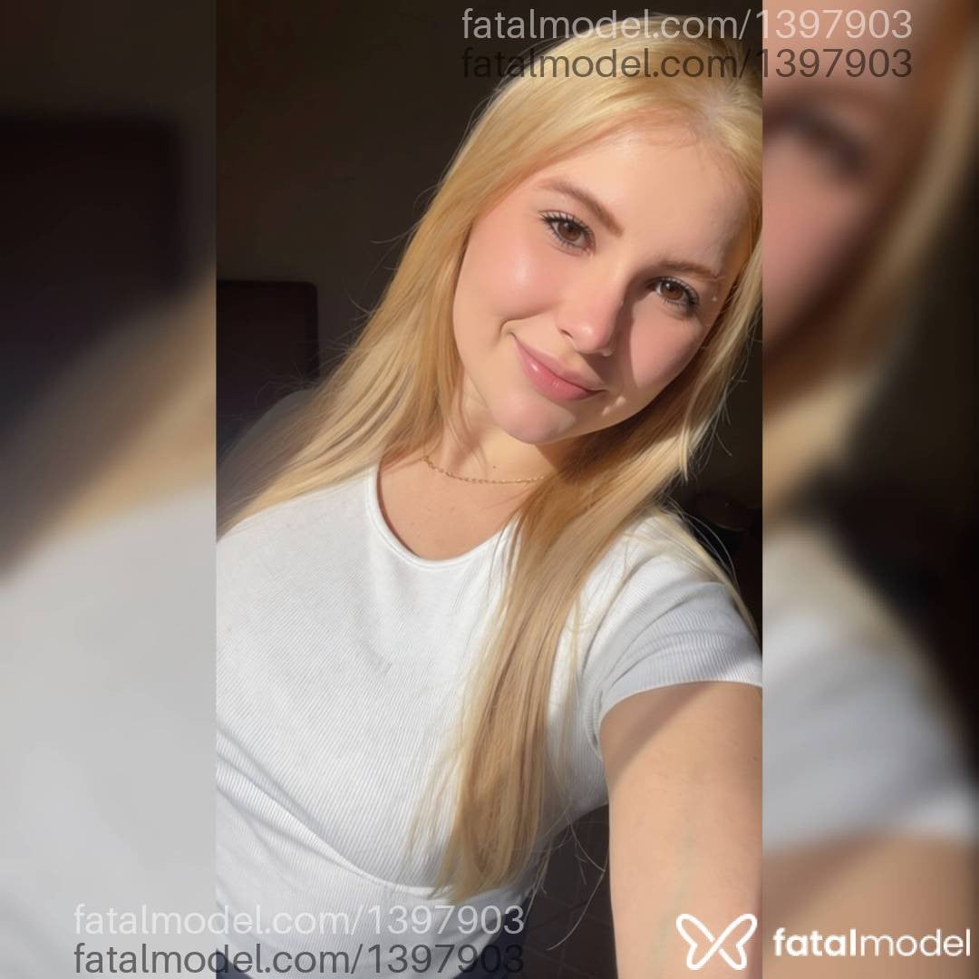 Acompanhante mulher loira (o) de olhos mel em Caçador - Bruna