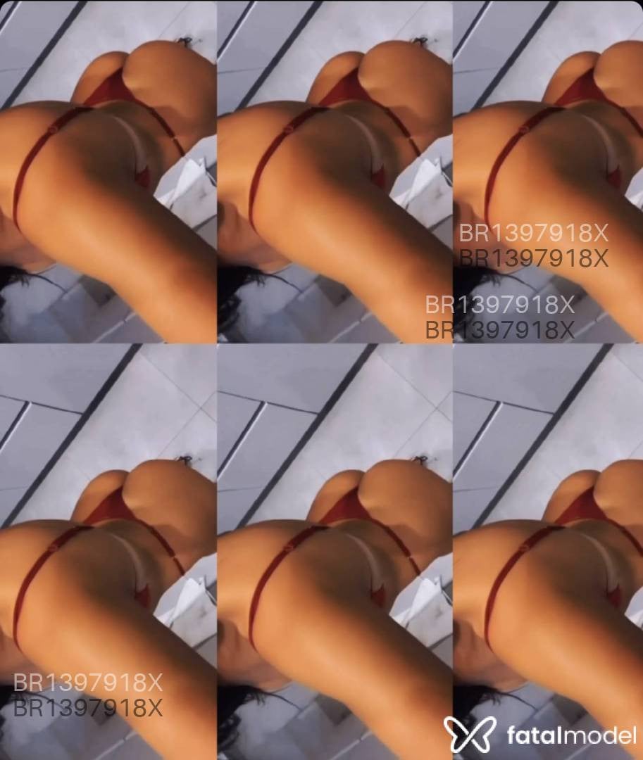 Acompanhante mulher morena (o) de olhos pretos em Virtual - Samanta Salles