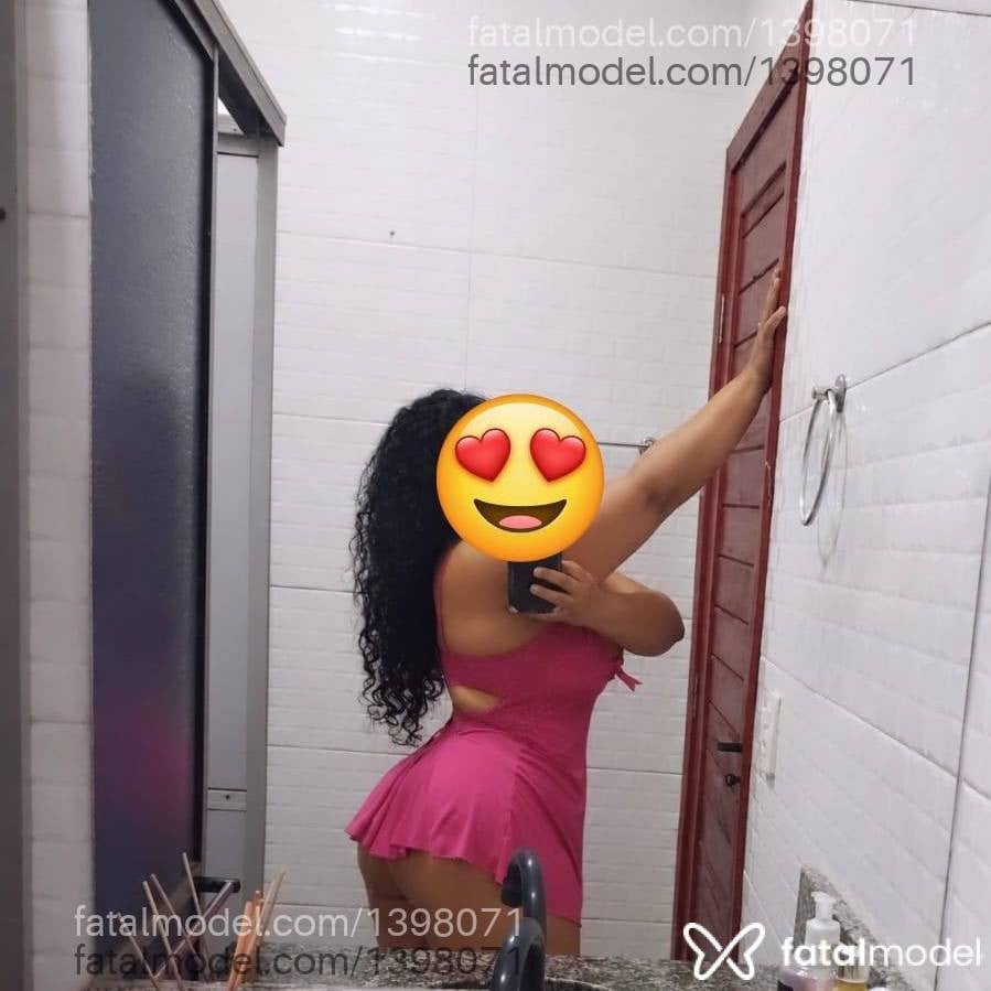 Acompanhante mulher morena (o) de olhos pretos - Jenifer Alves