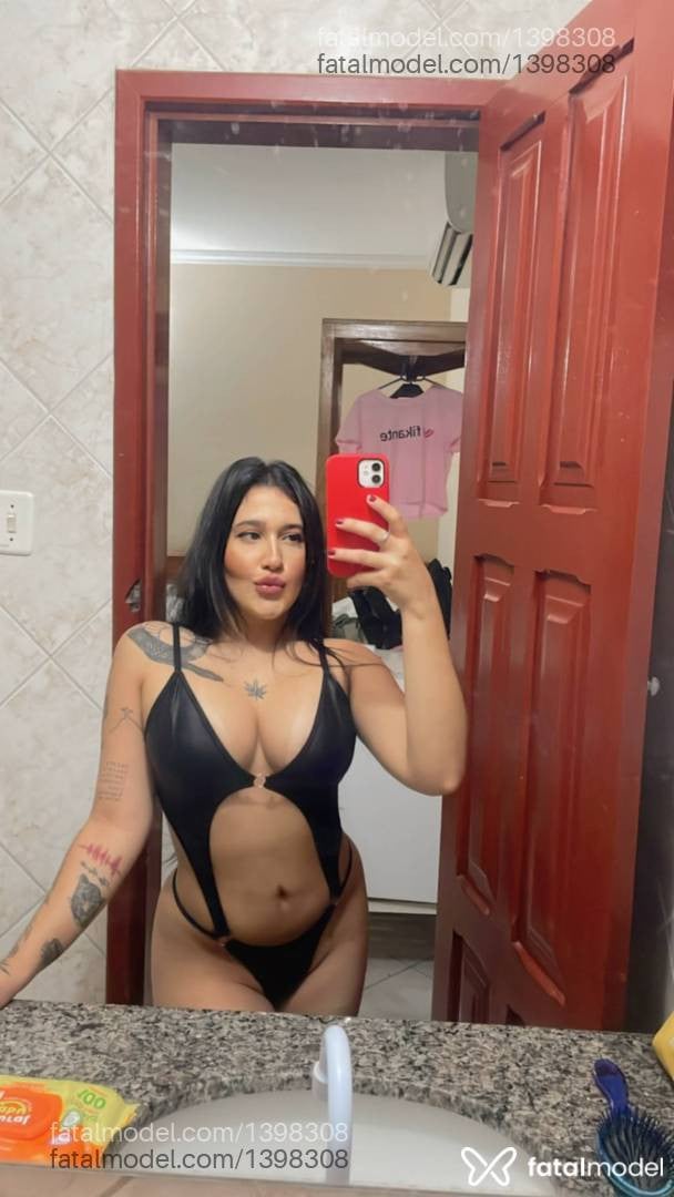 Acompanhante mulher com cabelo castanho de olhos castanhos em Porto Velho Acompanhante mulher com cabelo castanho de olhos castanhos em Porto Velho - DIANE AMARAL