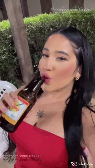 Acompanhante mulher com cabelo castanho de olhos castanhos em Porto Velho Acompanhante mulher com cabelo castanho de olhos castanhos em Porto Velho - DIANE AMARAL