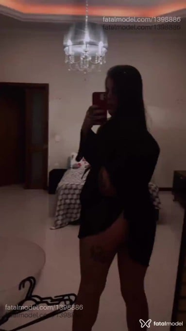Acompanhante mulher com cabelo castanho de olhos castanhos em Joinville - Sarah Aguiar