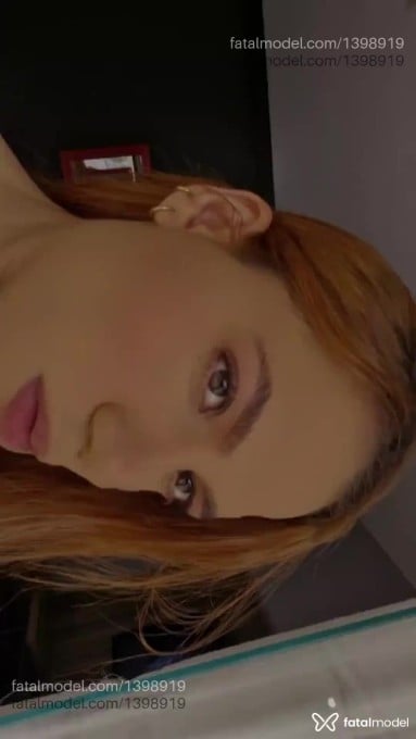 Acompanhante mulher com cabelo castanho de olhos pretos - Manuela Ferrari Acompanhante mulher com cabelo castanho de olhos pretos - Manuela Ferrari