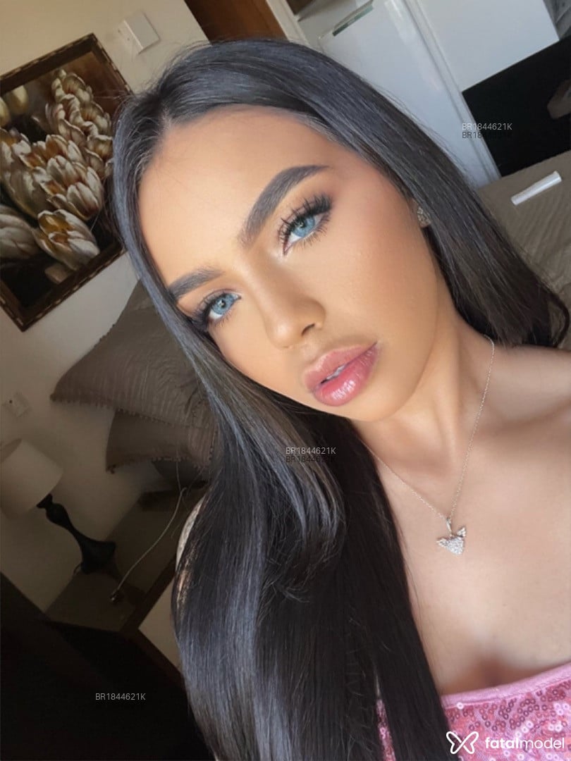 Acompanhante mulher morena (o) de olhos azuis em Araraquara - Antonella