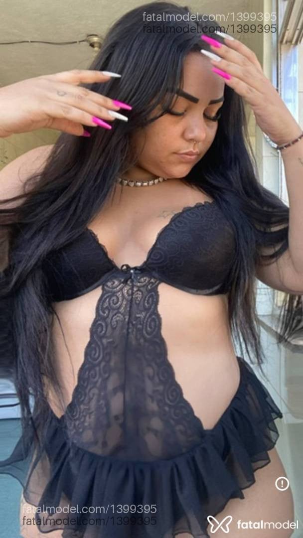 Acompanhante mulher morena (o) de olhos mel - Mirella Sampaio