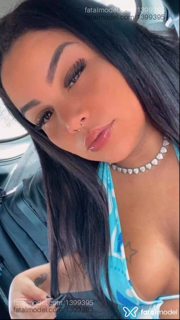 Acompanhante mulher morena (o) de olhos mel - Mirella Sampaio