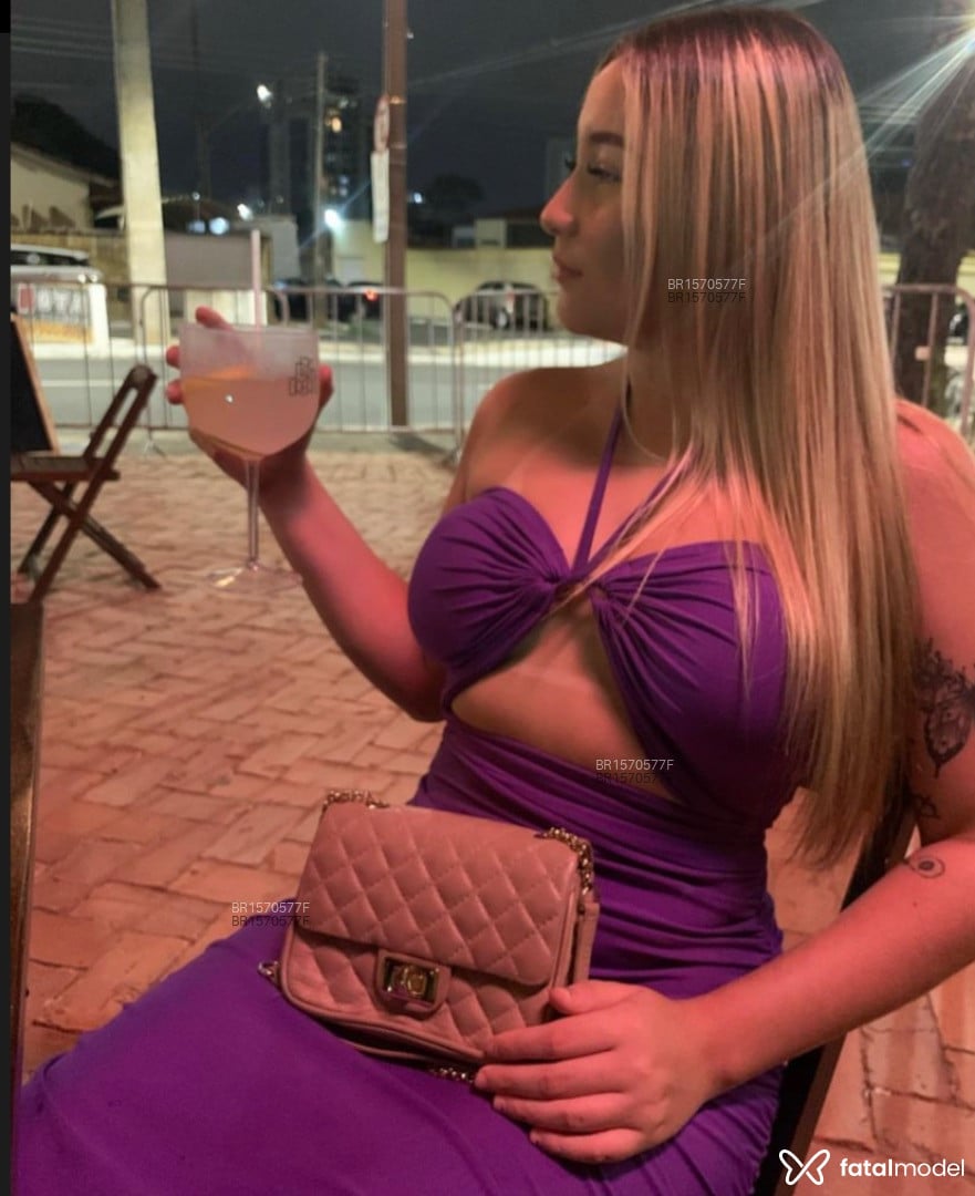 Acompanhante mulher loira (o) de olhos mel em Florianópolis - Luna Mosconi