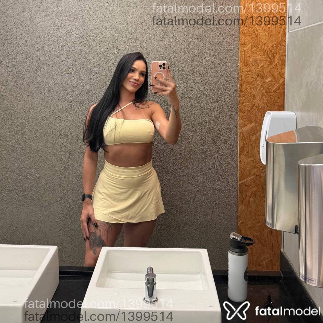 Acompanhante mulher trans morena (o) de olhos castanhos em Santos - Paulinhasousa