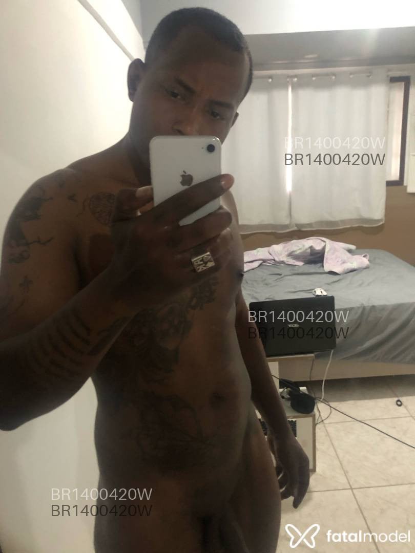 Acompanhante homem morena (o) de olhos pretos em Volta Redonda - Marcos Vinícius