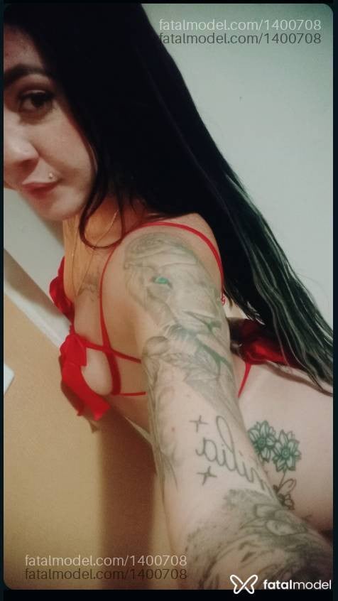 Acompanhante mulher morena (o) de olhos mel - Laluna Mexicana