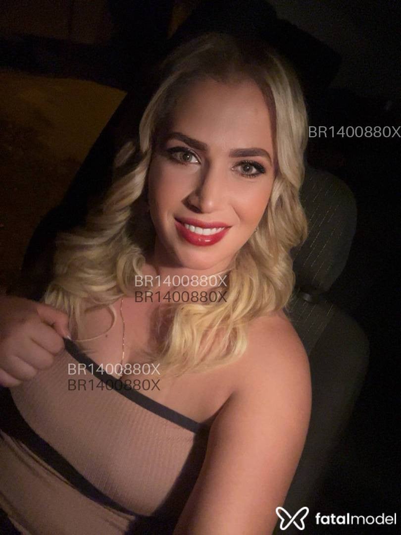 Acompanhante mulher loira (o) de olhos verdes - Camila