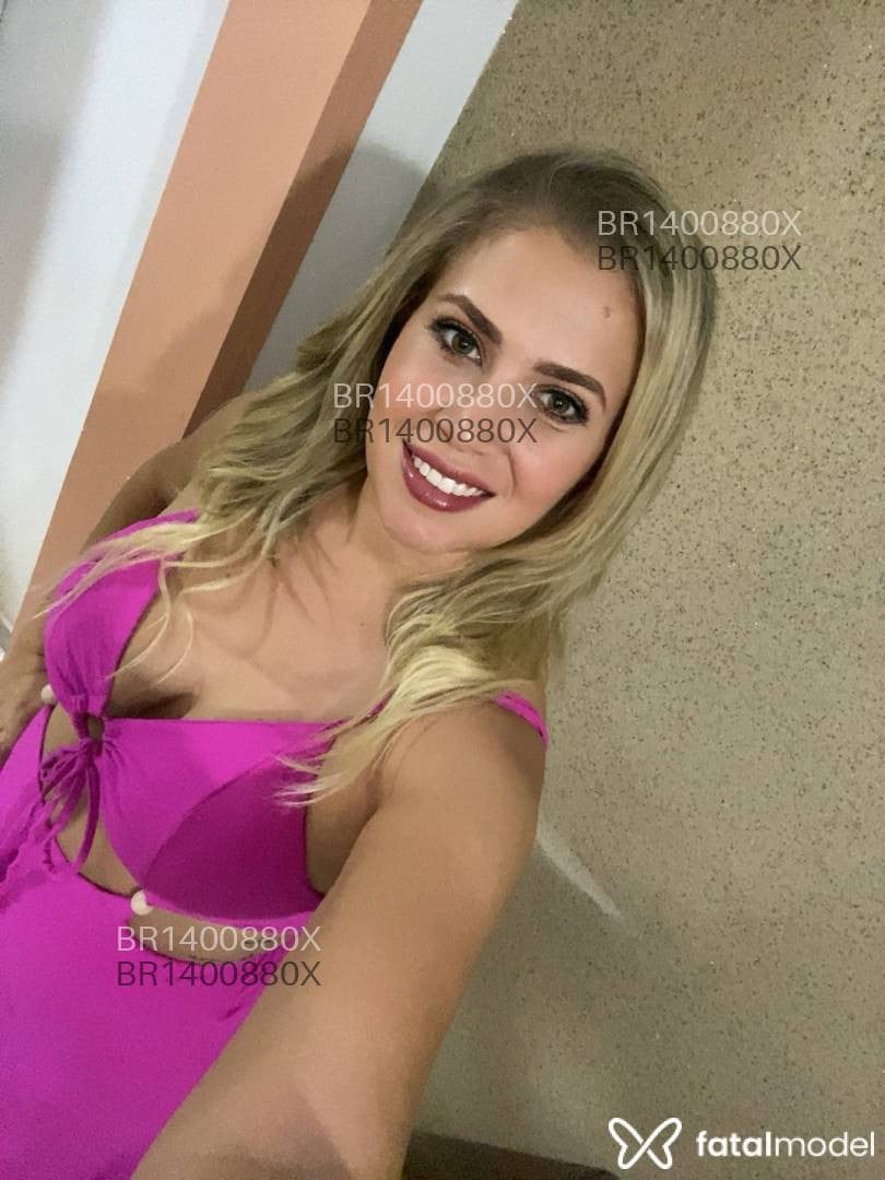 Acompanhante mulher loira (o) de olhos verdes em Marília - Camila