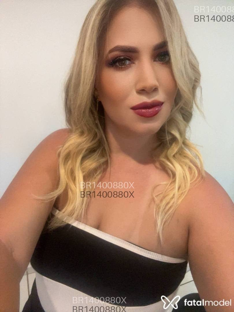 Acompanhante mulher loira (o) de olhos verdes em Marília - Camila