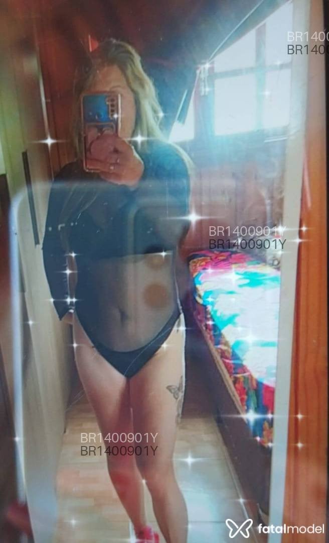Acompanhante mulher loira (o) de olhos castanhos em São João Batista Acompanhante mulher loira (o) de olhos castanhos em São João Batista - Pérola
