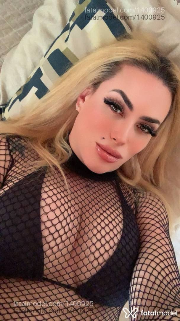 Acompanhante mulher trans loira (o) de olhos castanhos em Limeira - Raylla