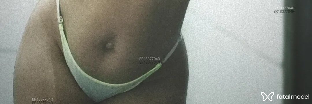 Acompanhante mulher loira (o) de olhos castanhos em Virtual - Bruna