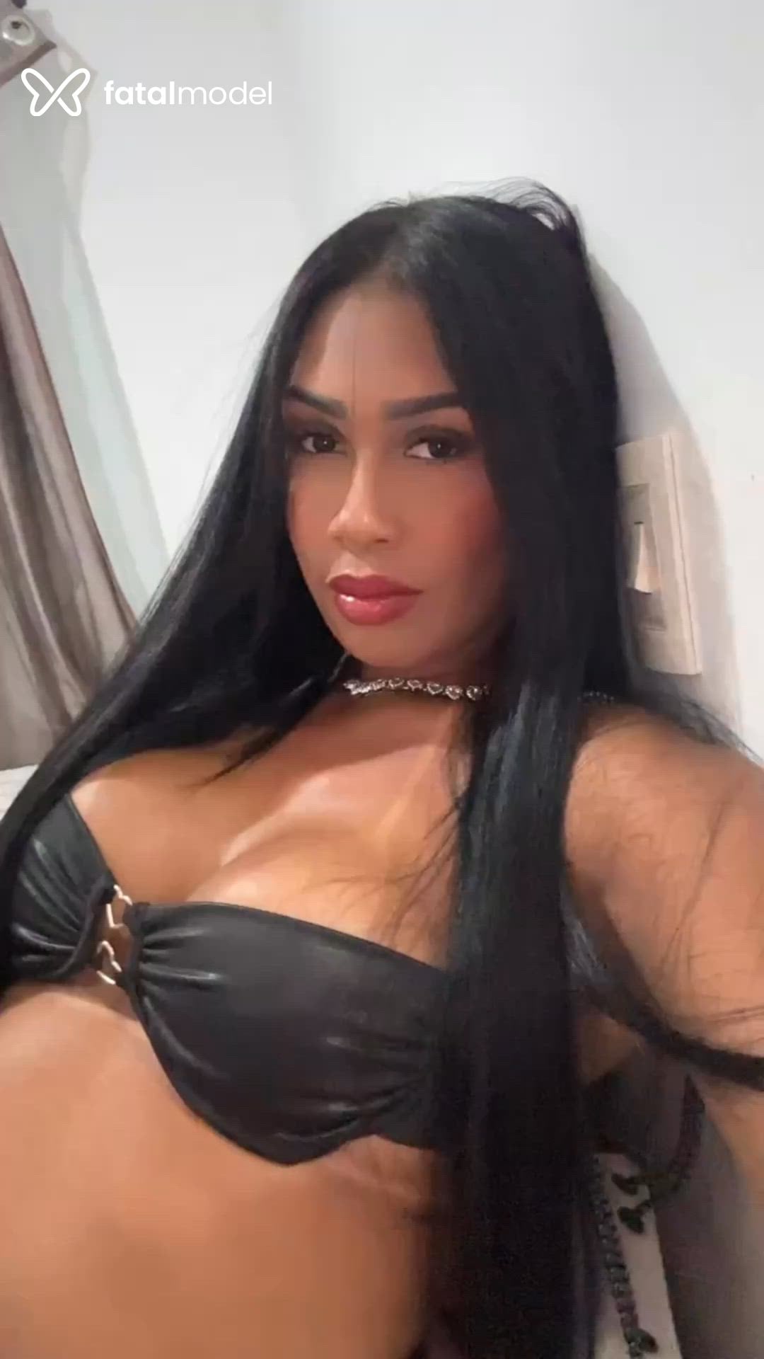 Acompanhante mulher morena (o) de olhos castanhos - Alicia Santos
