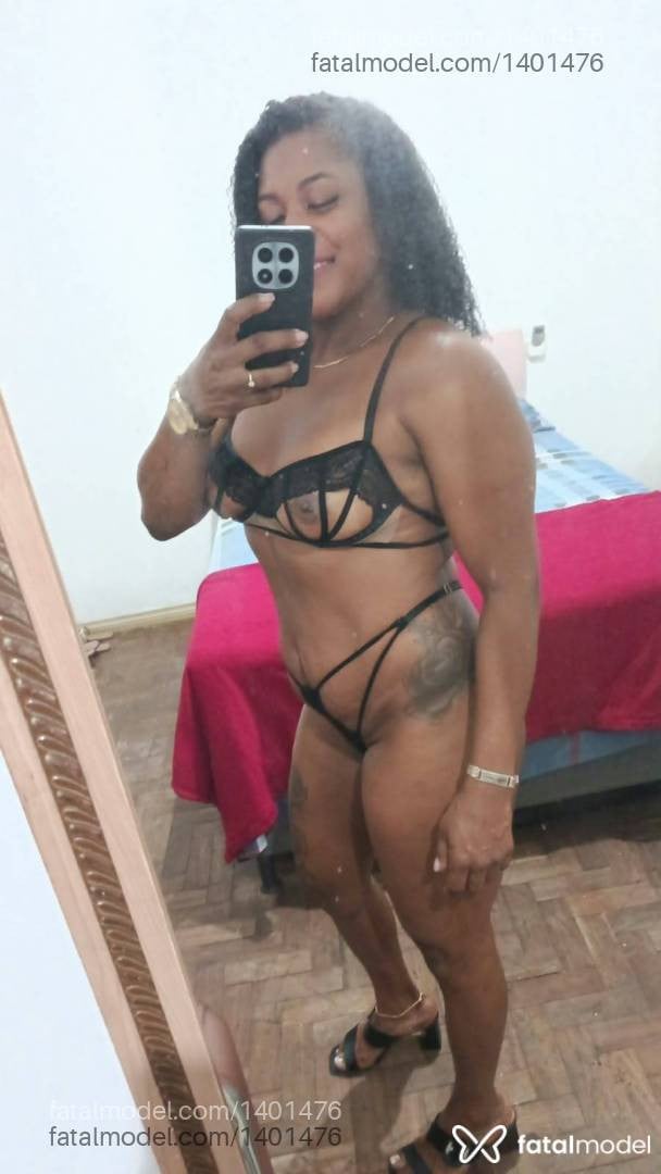 Acompanhante mulher com cabelo castanho de olhos pretos - Jéssica Almeida