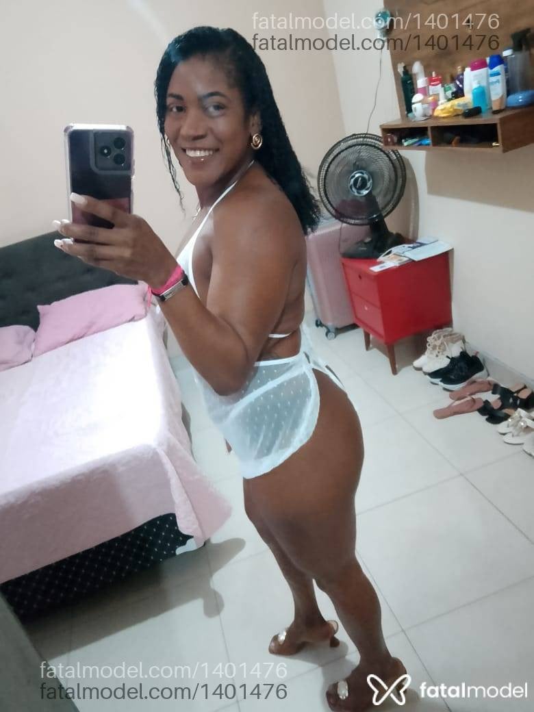Acompanhante mulher com cabelo castanho de olhos pretos - Jéssica Almeida