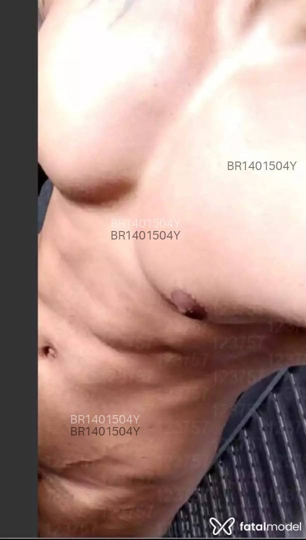 Acompanhante homem morena (o) de olhos castanhos em Itajaí - Morenodelicia