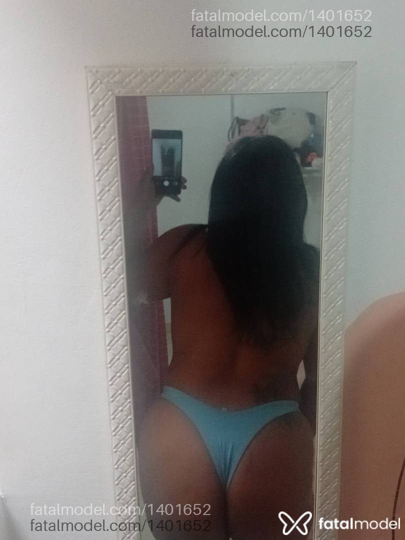 Acompanhante mulher com cabelo castanho de olhos castanhos - Liz Oliveira Acompanhante mulher com cabelo castanho de olhos castanhos - Liz Oliveira