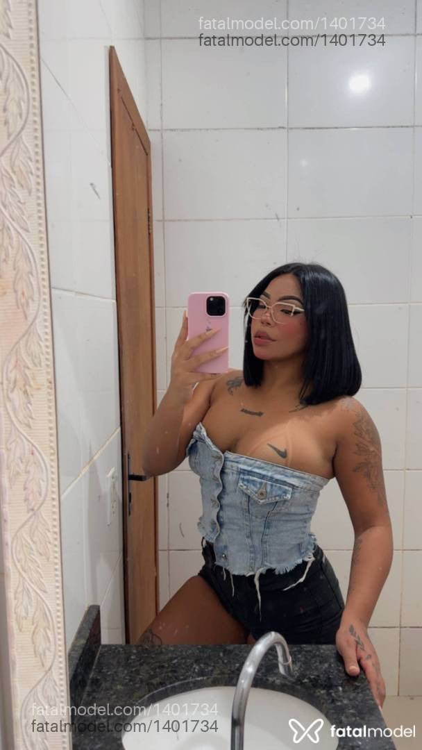 Acompanhante mulher morena (o) de olhos castanhos - Melissa