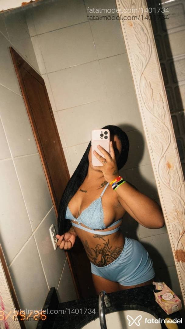 Acompanhante mulher morena (o) de olhos castanhos - Melissa