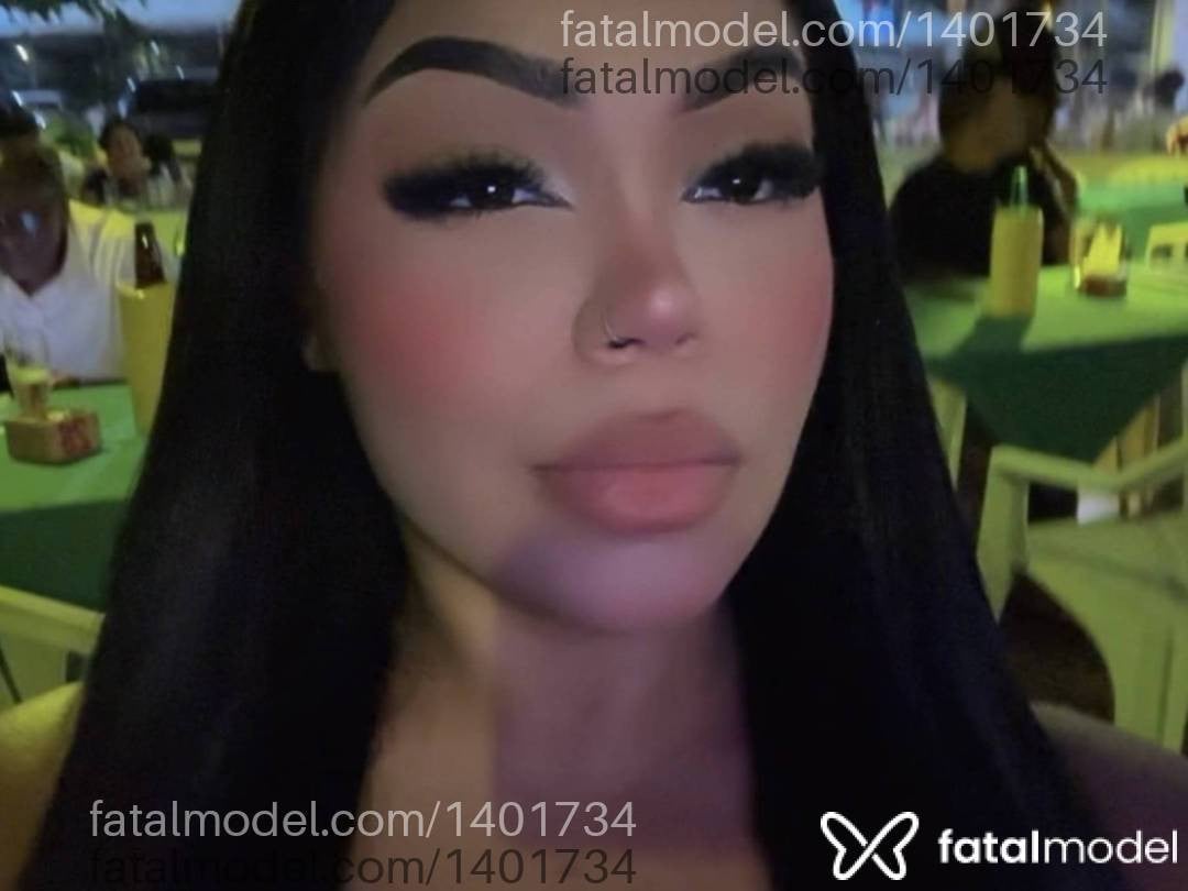 Acompanhante mulher morena (o) de olhos castanhos - Melissa