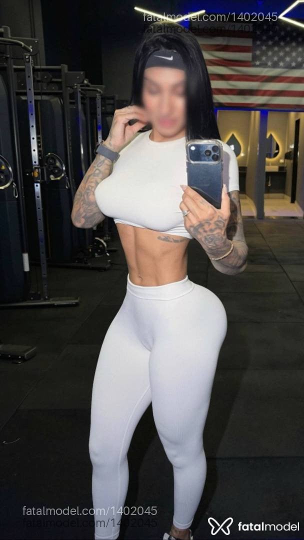 Acompanhante mulher morena (o) de olhos pretos - Larissa Reis