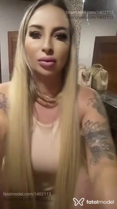 Acompanhante mulher loira (o) de olhos castanhos em Foz do Iguaçu - Fernanda Morais