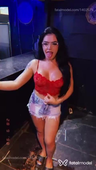 Acompanhante mulher trans morena (o) de olhos castanhos em Volta Redonda - Thalia Felix