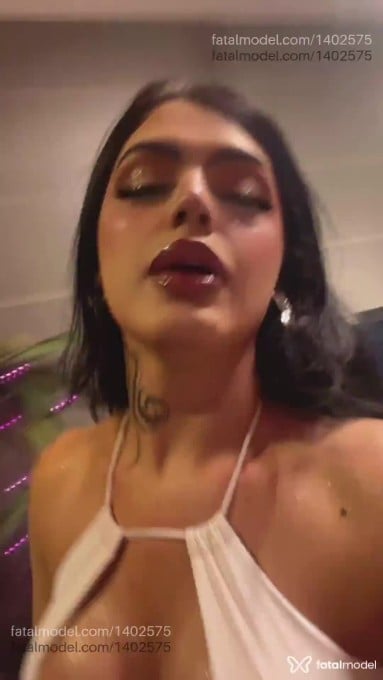 Acompanhante mulher trans morena (o) de olhos castanhos em Volta Redonda - Thalia Felix