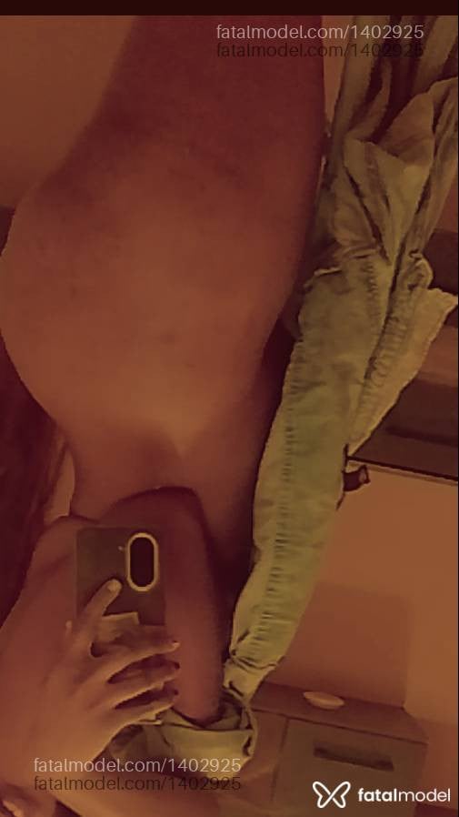 Acompanhante mulher com cabelo castanho de olhos castanhos - Camila