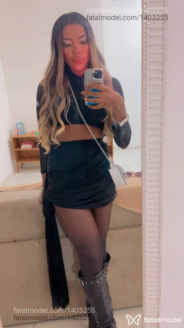 Acompanhante mulher morena (o) de olhos pretos - Bruna Azevedo
